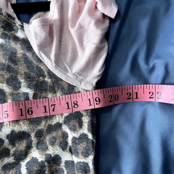 BiBi cheetah print cut out t shirt size medium - Picture 5 of 5